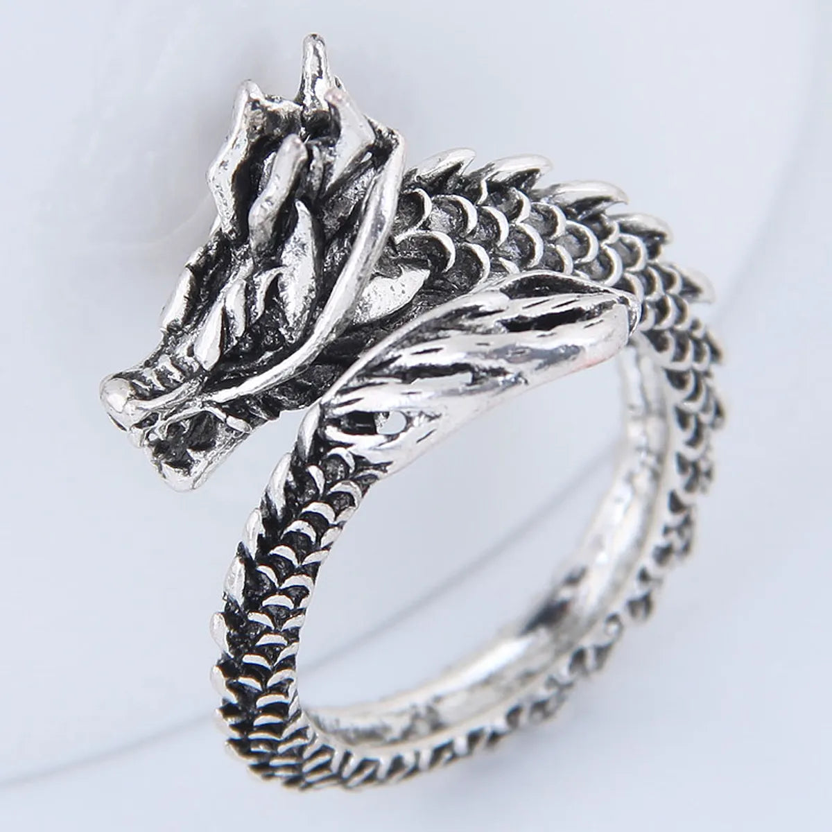 Custom Band Ring for Women-Yiwu Jewelry Wholesale Fashion Dragon Retro Simple Ring