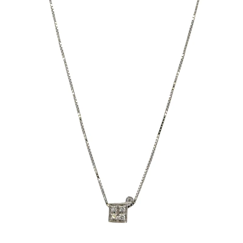 Fashion Crystal Pendant Necklace-Diamond Necklace in 18k White Gold