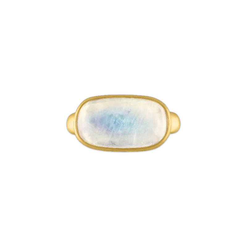 Bold Statement Ring-Rainbow Moonstone Tegula Ring