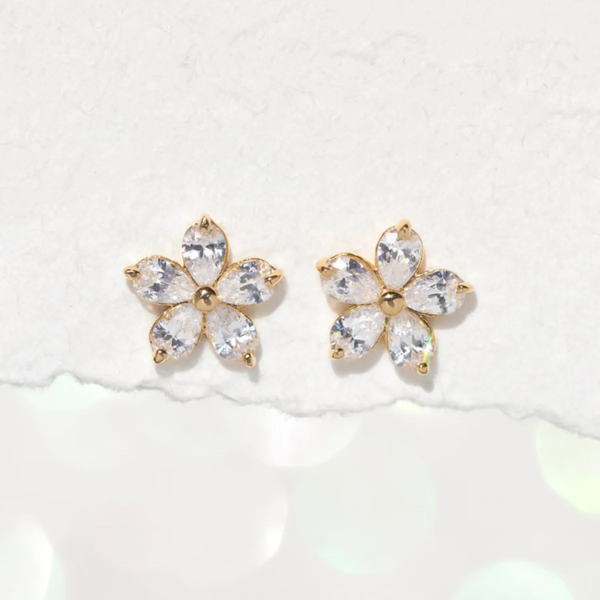 1 Pair Simple Style Classic Style Flower Plating Inlay Sterling Silver Zircon 18K Gold Plated Ear Studs