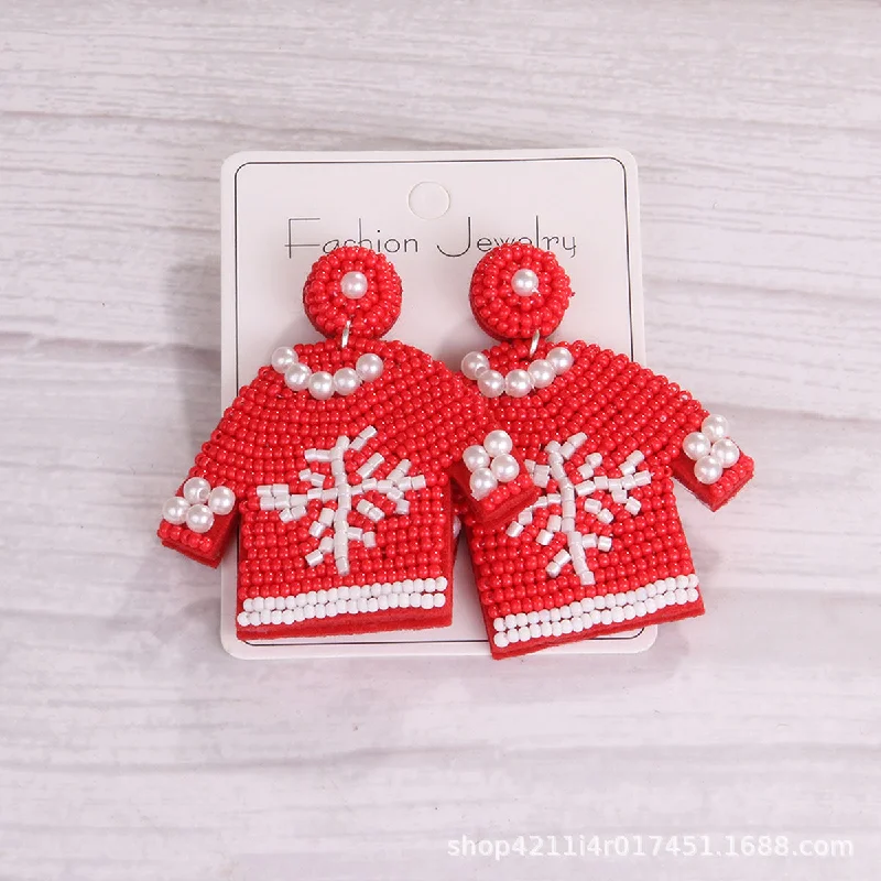 1 Pair Red Sweater Snowflake Pattern Bead Earrings