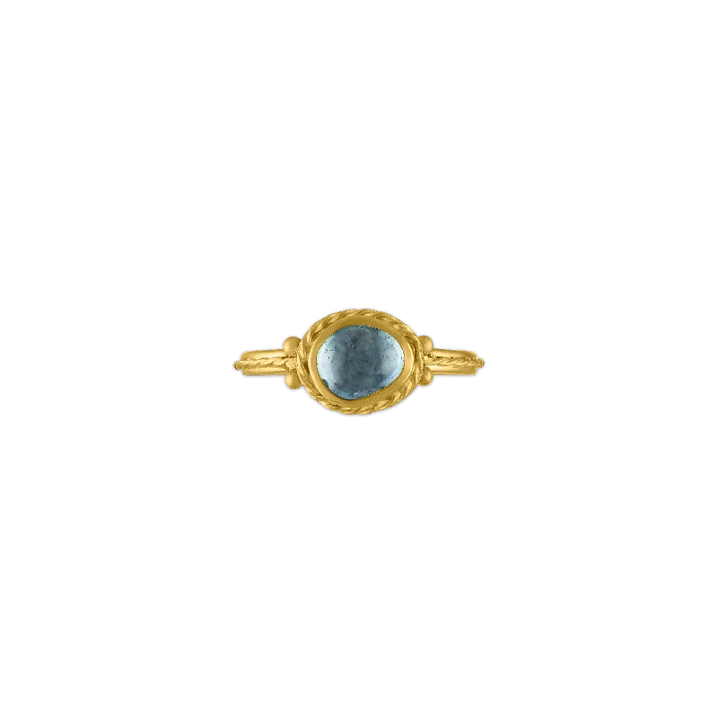 Luxury Gold Ring-Blue Sapphire Chorda Ring