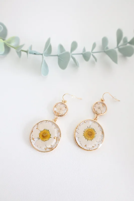 Beautiful Stud Earrings-Evelyn Floral Earrings