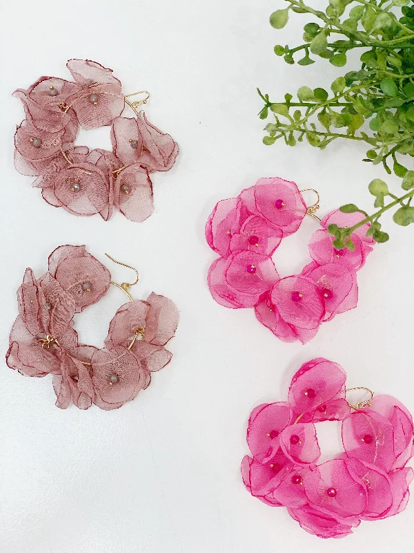 Vintage Gold Earrings-CHIFFON FLOWER EARRING