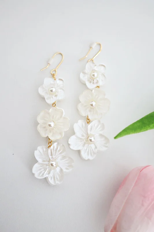 Gold Knot Earrings-Flower Power Earring