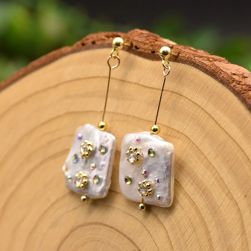 White Square Pearl Earrings