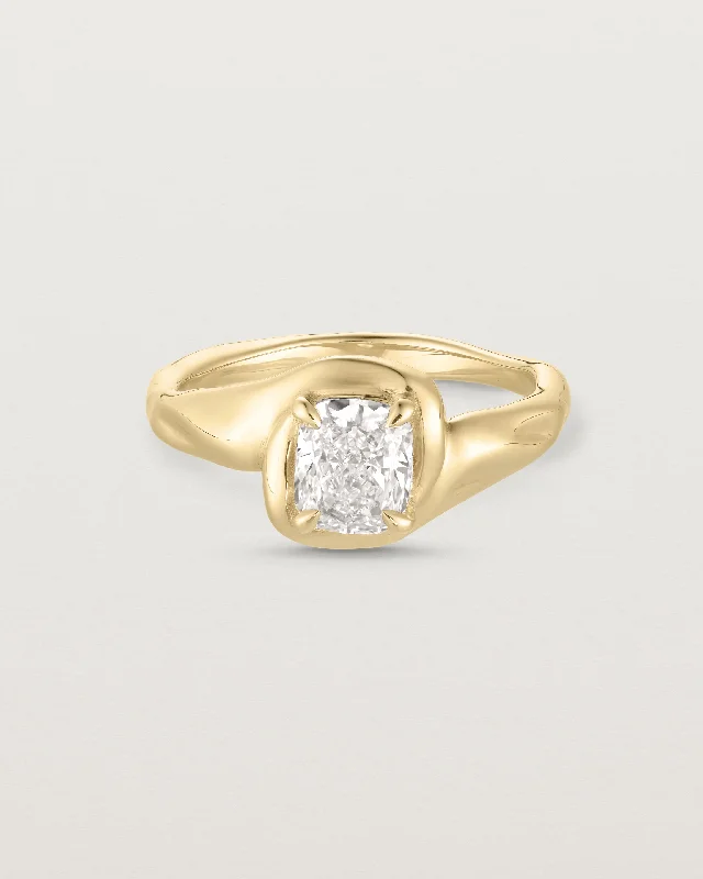 Vintage Cluster Ring-Caro Organic Solitaire | Laboratory Grown Diamond