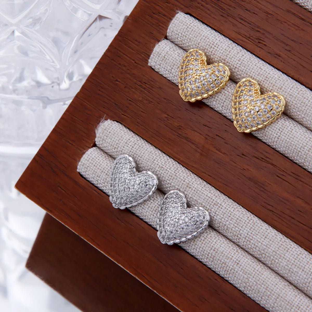 1 Pair Simple Style Classic Style Heart Shape Plating Copper Zircon 18K Gold Plated Ear Studs