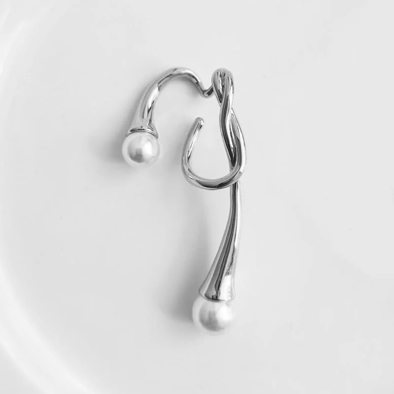 Pearl Ear Hanging [One Left Ear Silver]]