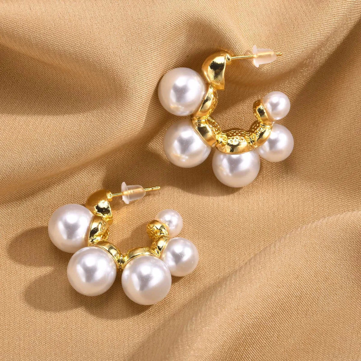 1 Pair Simple Style Classic Style Solid Color Plating Inlay Stainless Steel Artificial Pearls 18K Gold Plated Ear Studs