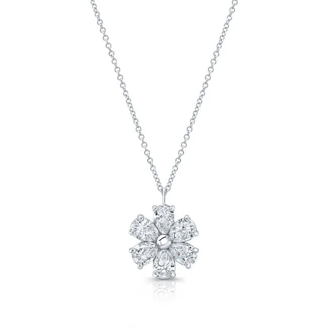 Fashion Gemstone Necklace-Tiny Diamond Flower Pendant